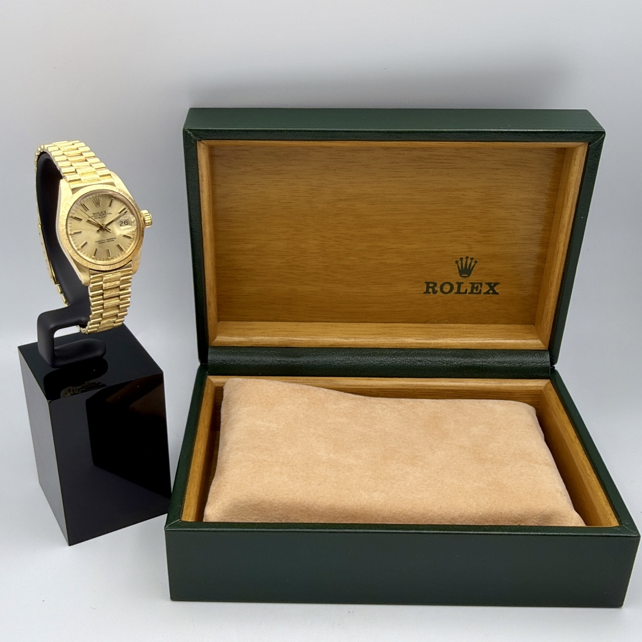Rolex Lady-Datejust 26mm 18k Yellow Gold Bark