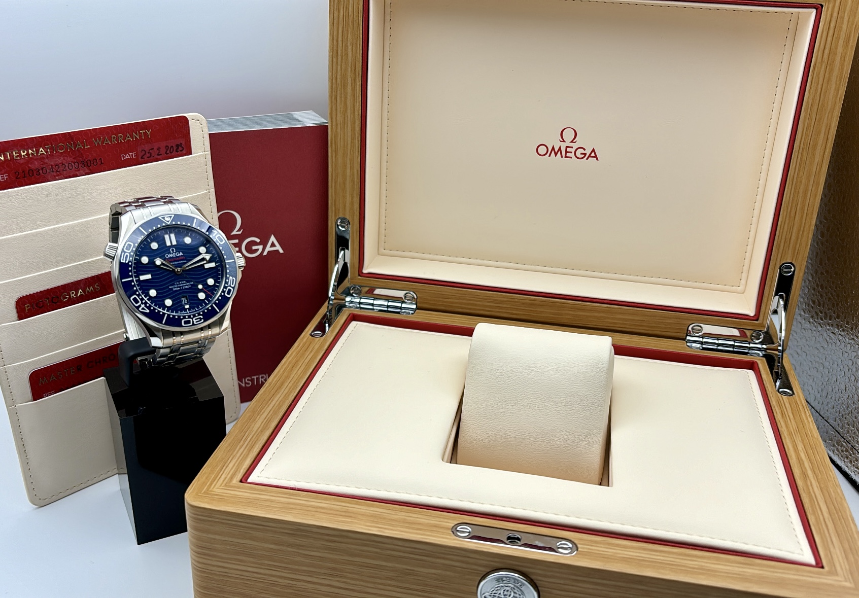 Omega Seamaster Diver 300 M