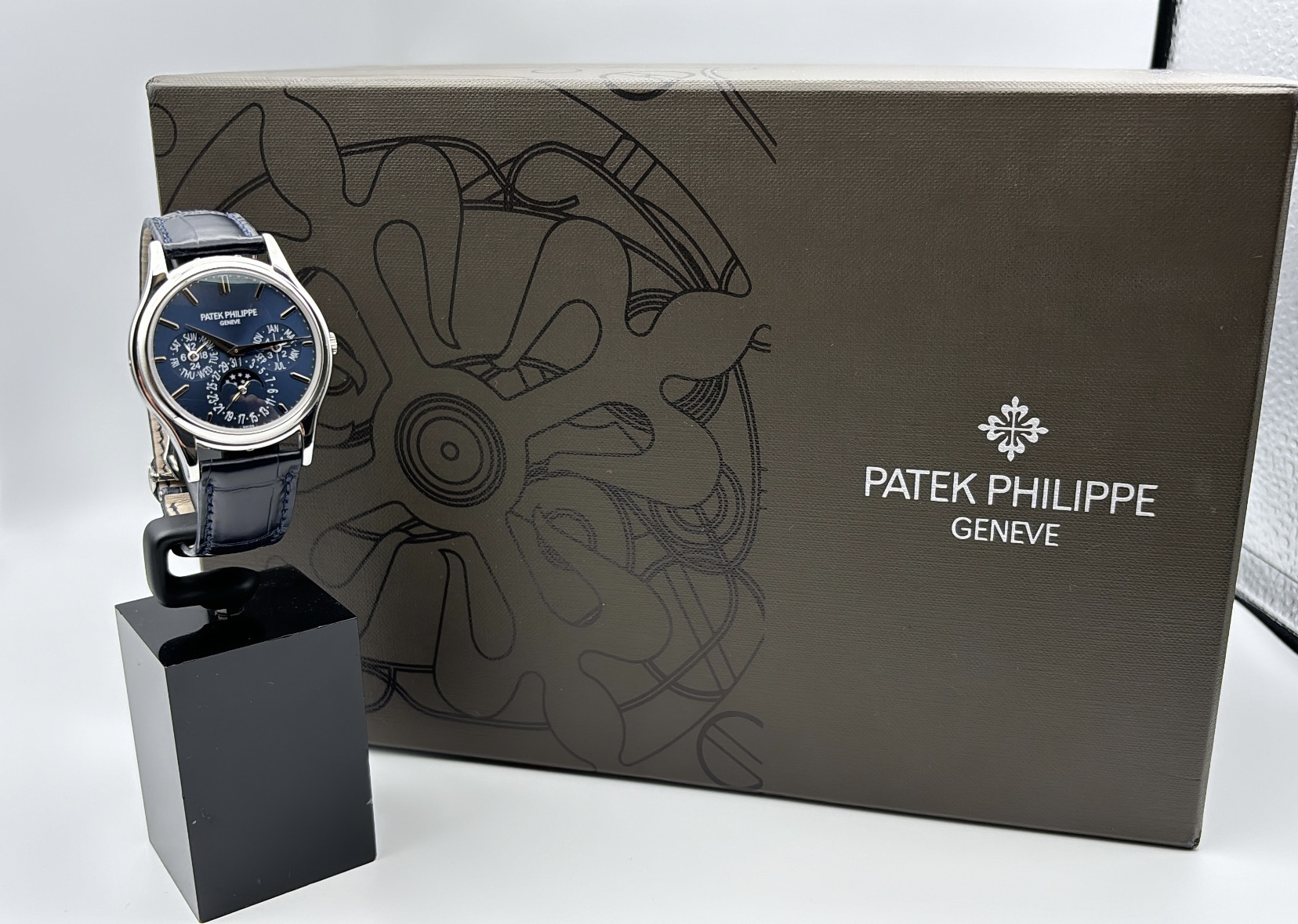 Patek Philippe Perpetual Calendar Platinum Blue