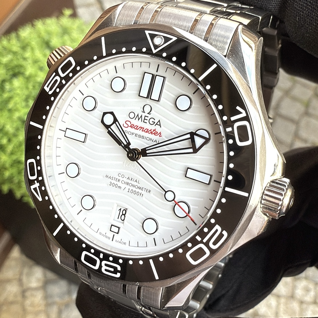 Omega Seamaster Diver 300 M