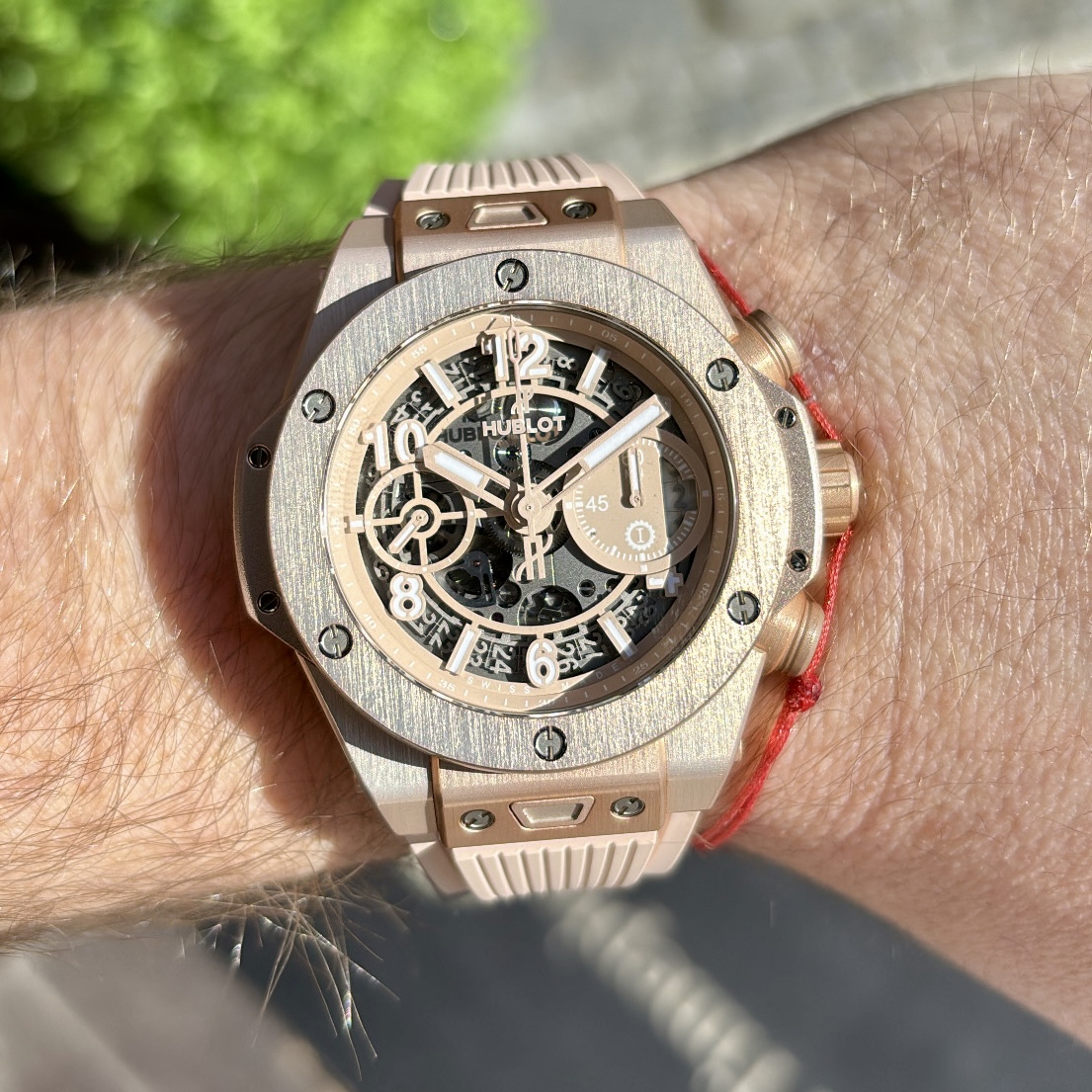 Hublot Big Bang Millennial Pink Limited edition of 200 pcs