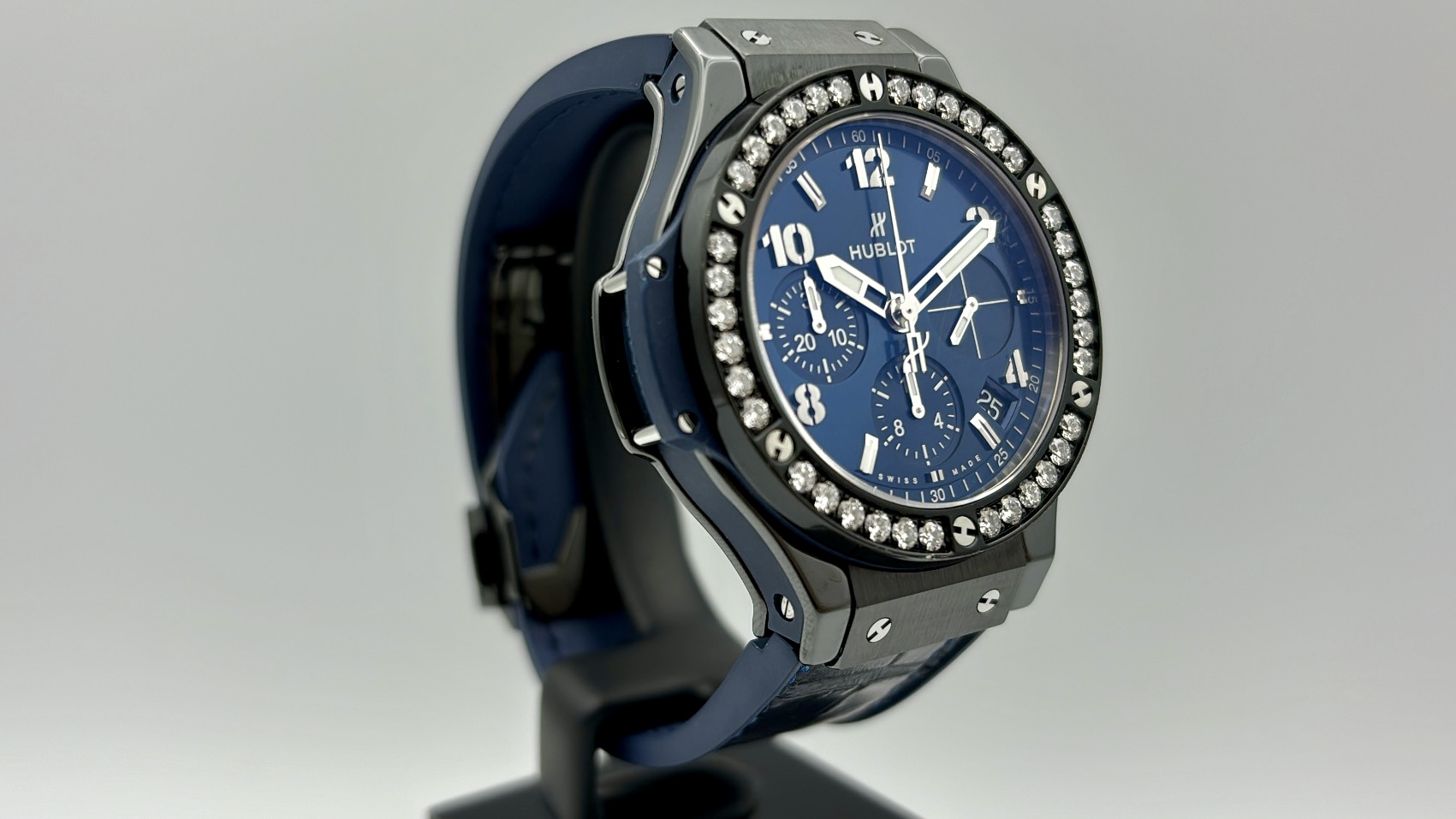 Hublot Big Bang Blue Diamonds 41mm