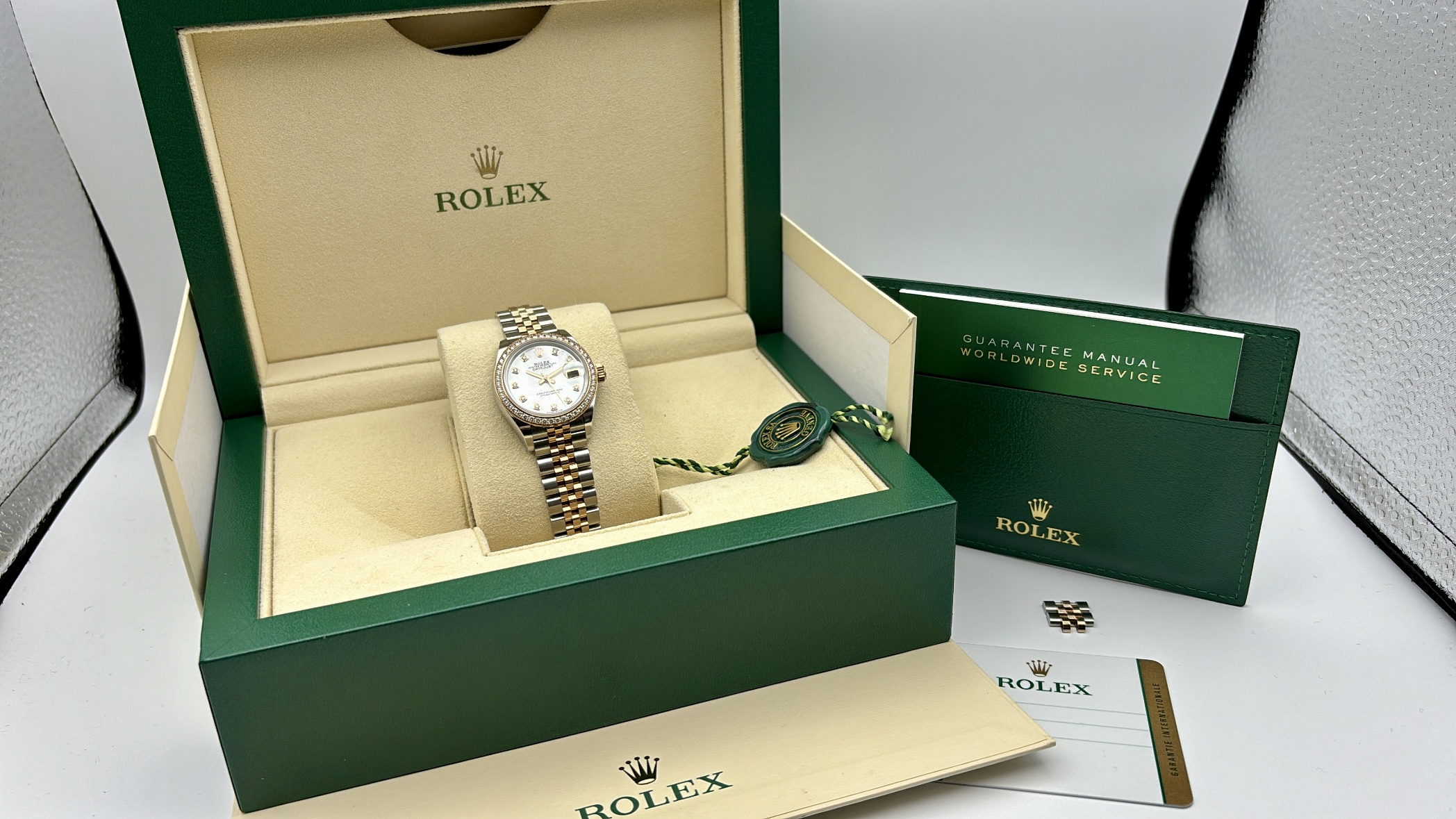 Rolex Lady-Datejust 28