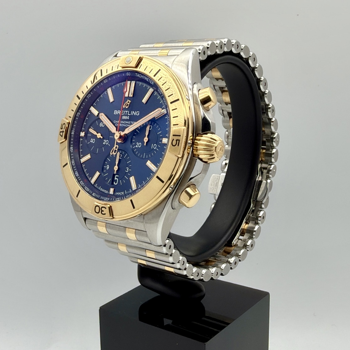 Breitling Chronomat B01 42