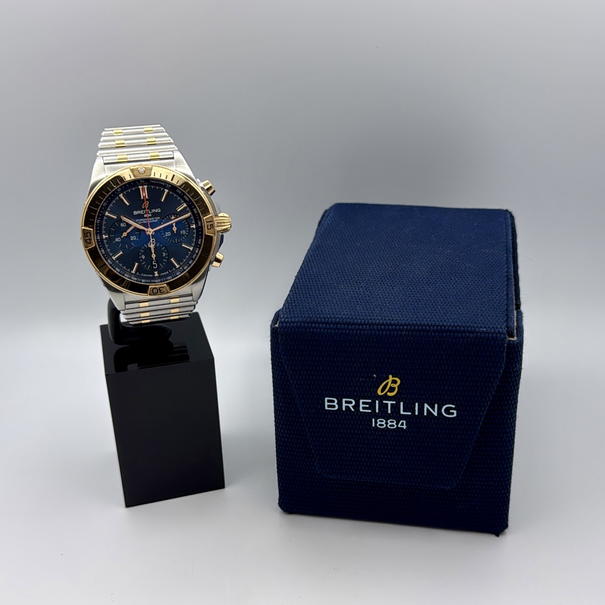 Breitling Chronomat B01 42