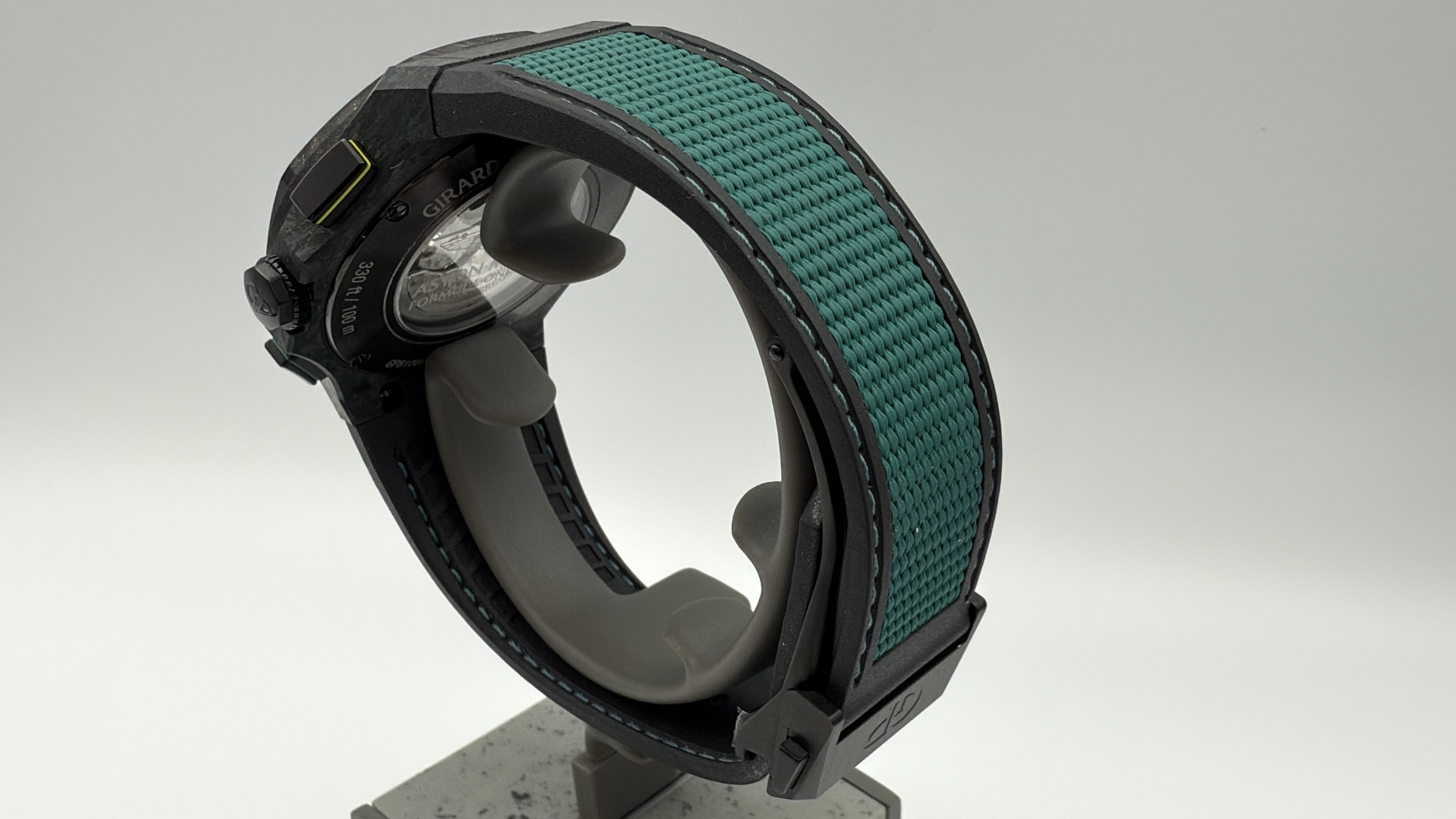 Girard Perregaux Laureato Absolute Aston Martin F1