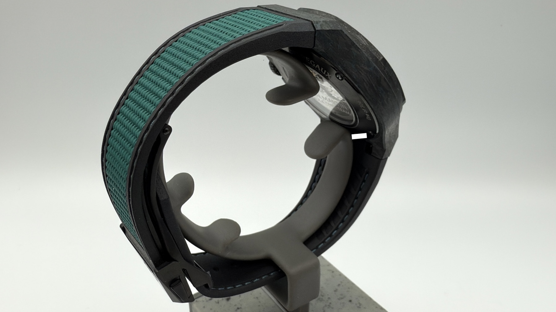 Girard Perregaux Laureato Absolute Aston Martin F1