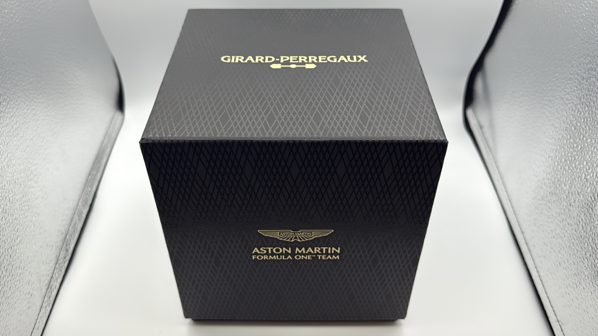 Girard Perregaux Laureato Absolute Aston Martin F1