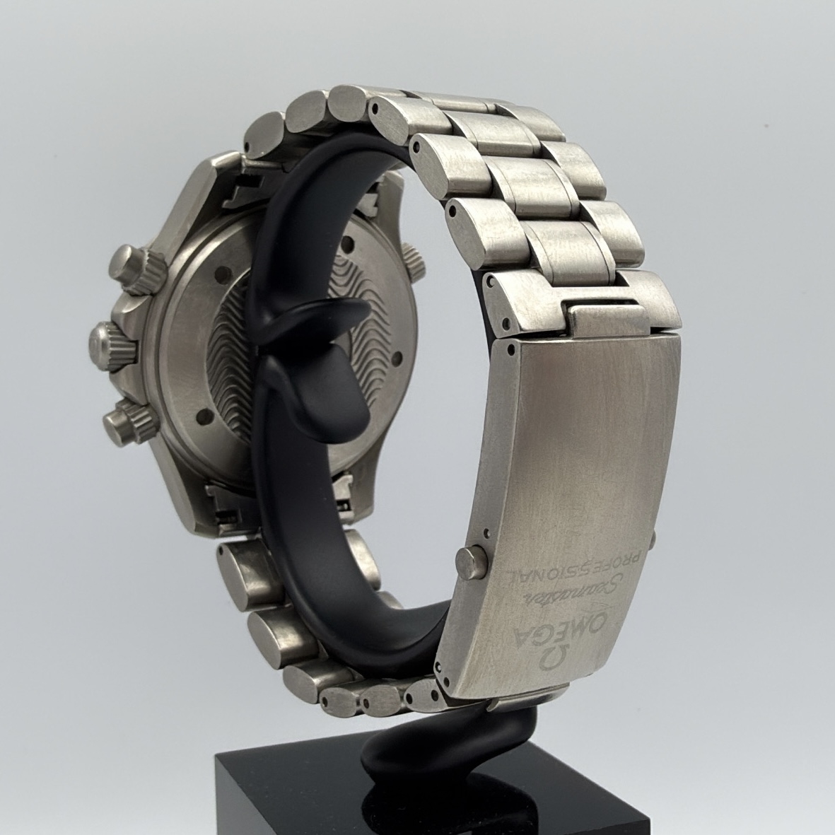 Omega Seamaster Diver 300M America's Cup Titanium