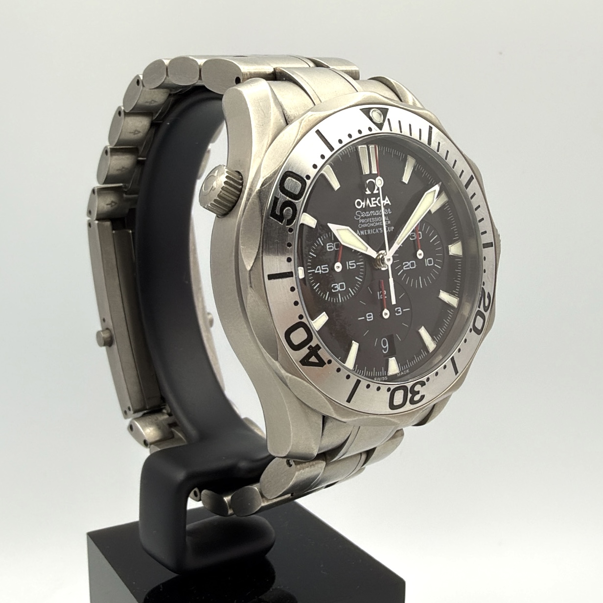 Omega Seamaster Diver 300M America's Cup Titanium