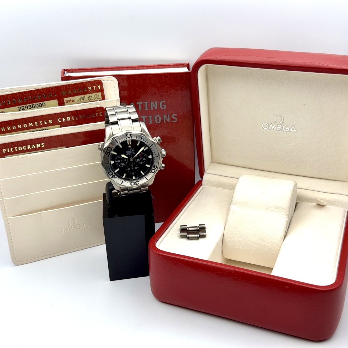 Omega Seamaster Diver 300M America's Cup Titanium