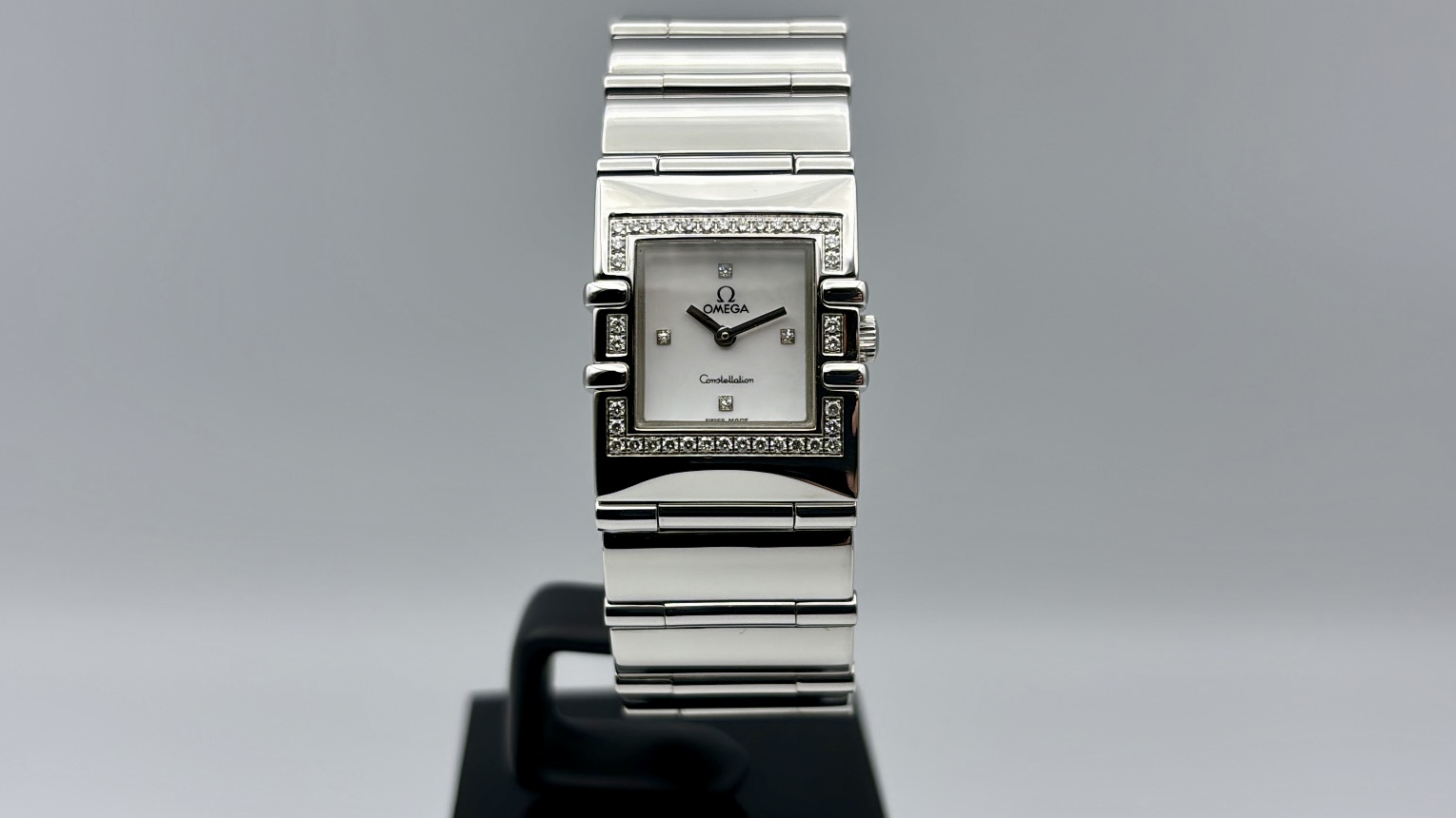 Omega Constellation Quadra
