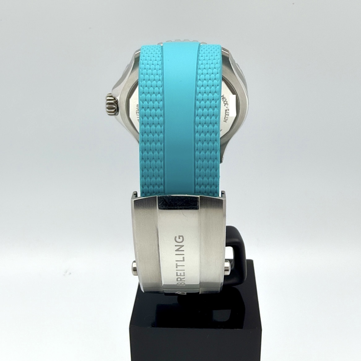 Breitling Superocean Automatic 42 Rainbow