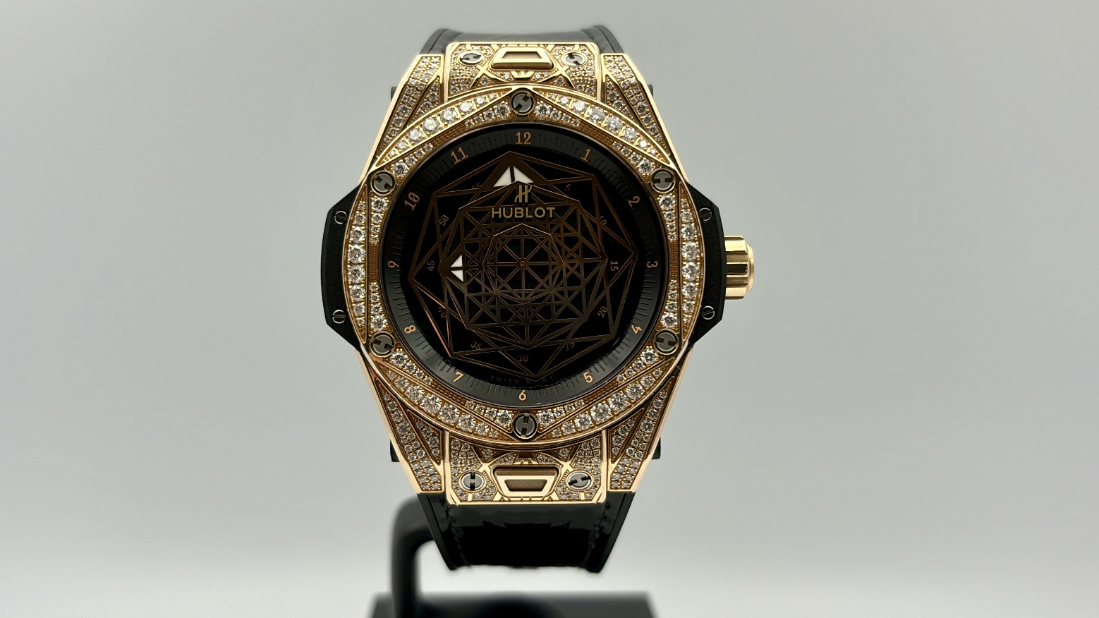 Hublot Big Bang Sang Bleu King Gold Big Pavé