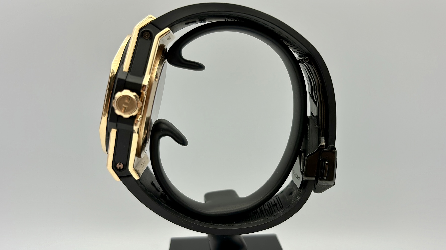 Hublot Big Bang Sang Bleu King Gold Big Pavé