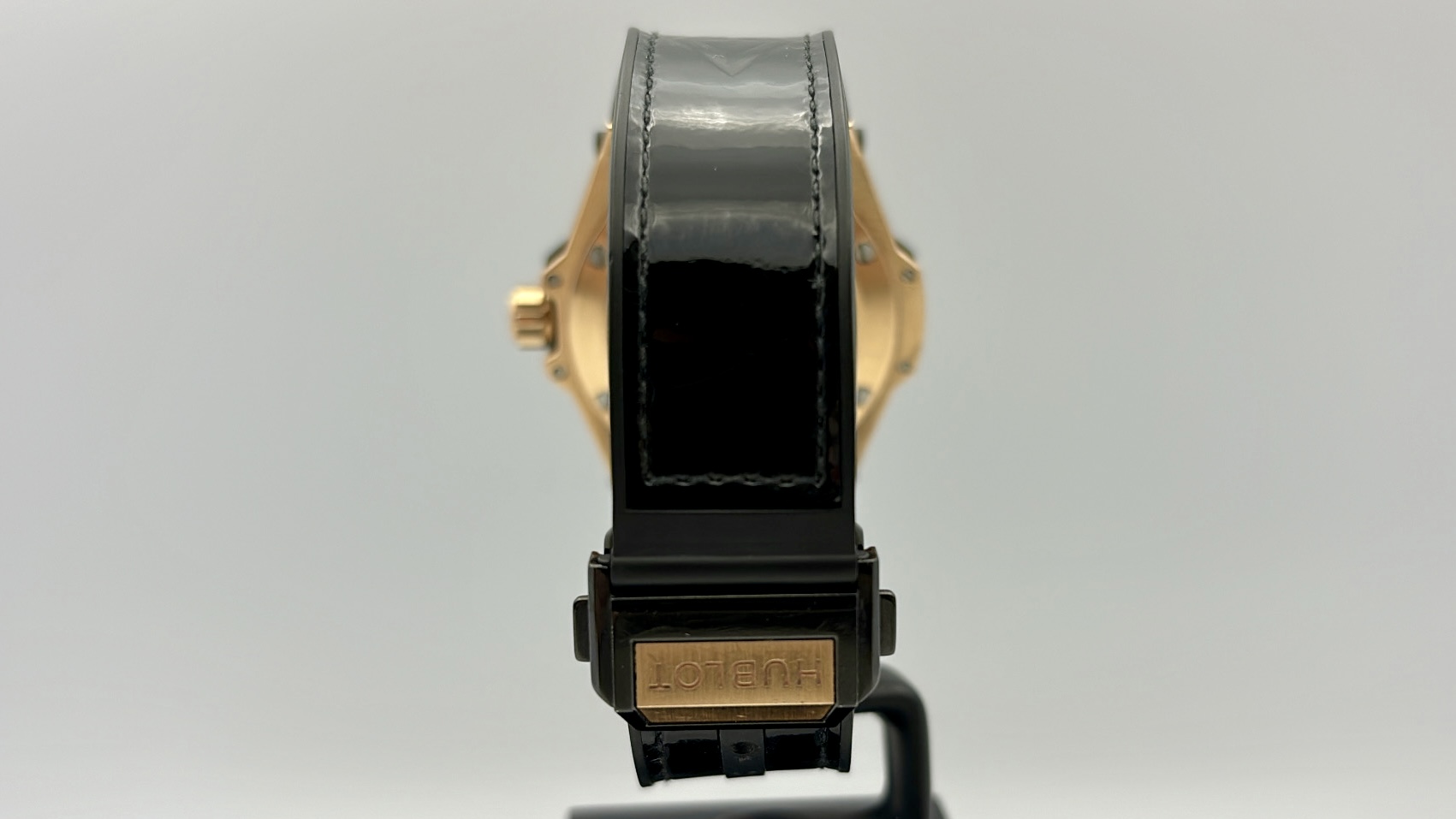 Hublot Big Bang Sang Bleu King Gold Big Pavé