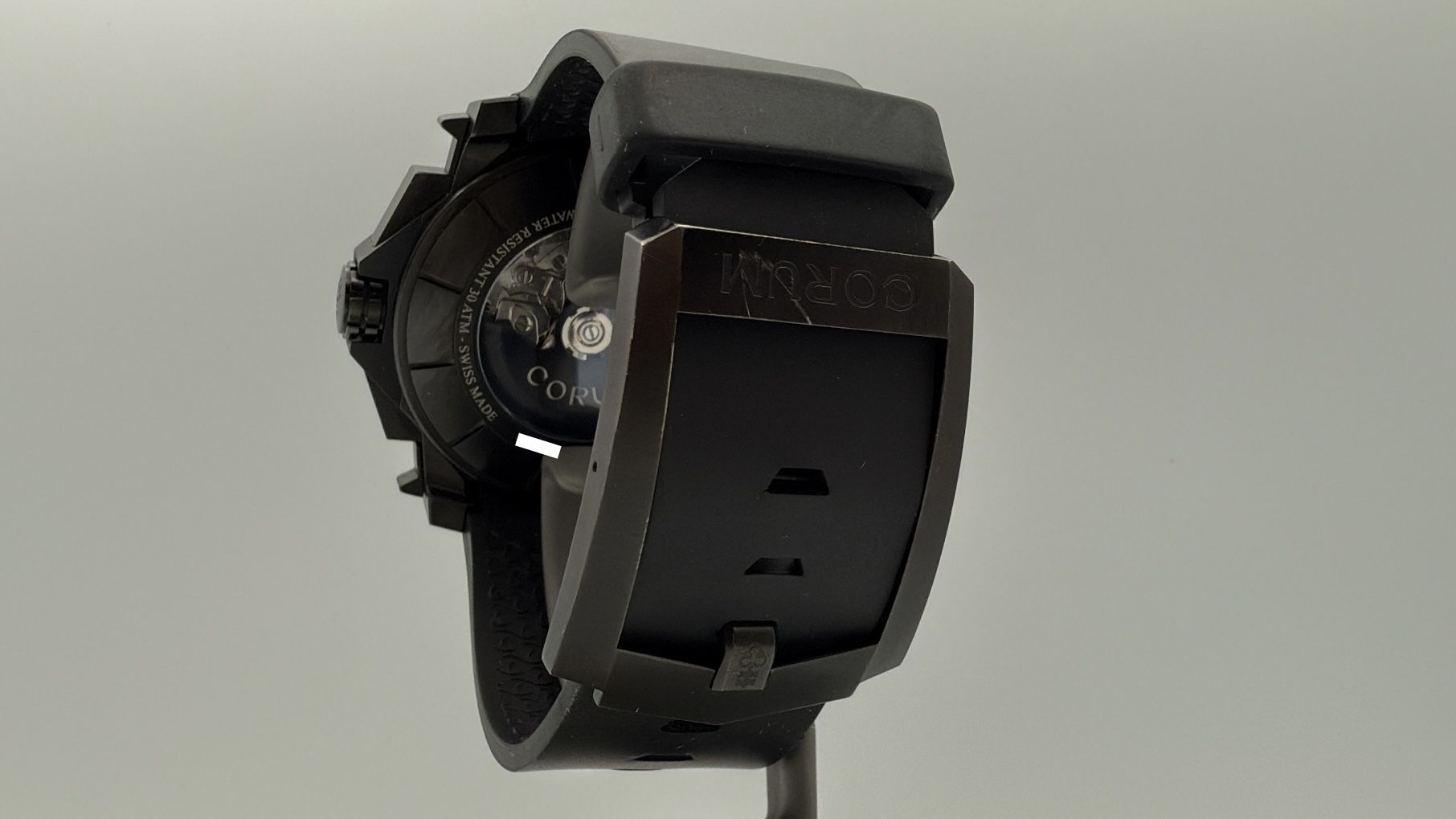 Corum Admiral's Cup Seafender Centro Limited Edition