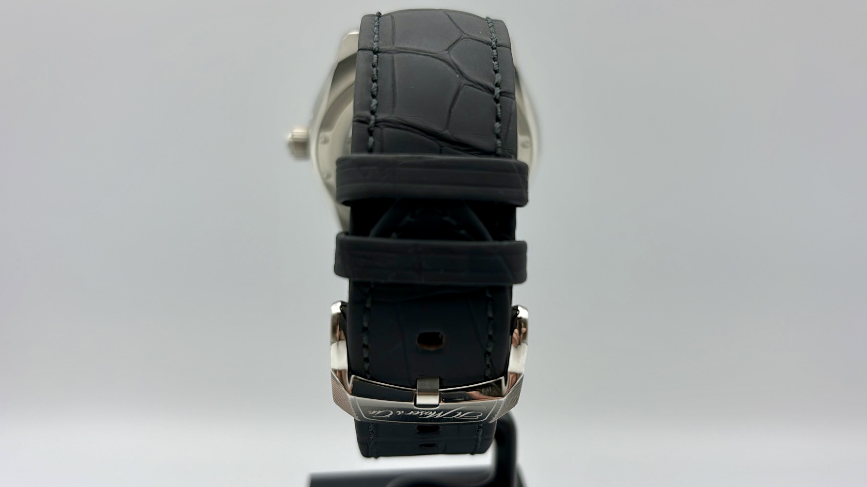 H.Moser & Cie. Pioneer Perpetual Calendar Midnight Blue Fumé Dial