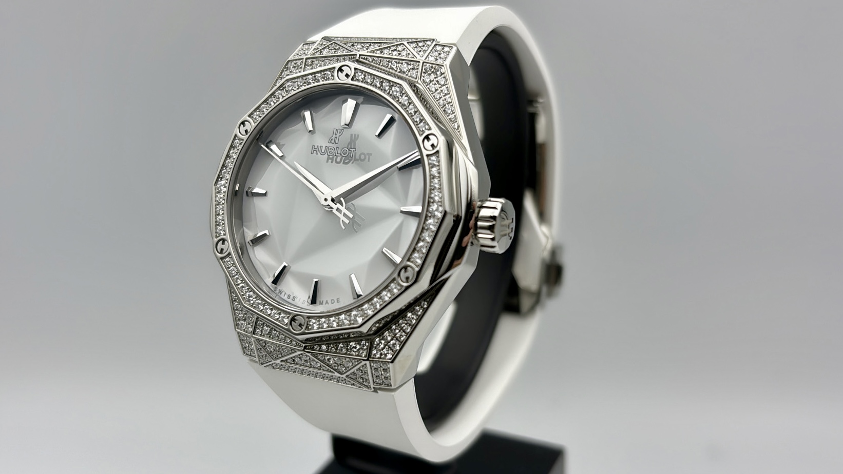 Hublot Classic Fusion Orlinski White Pavé 40mm