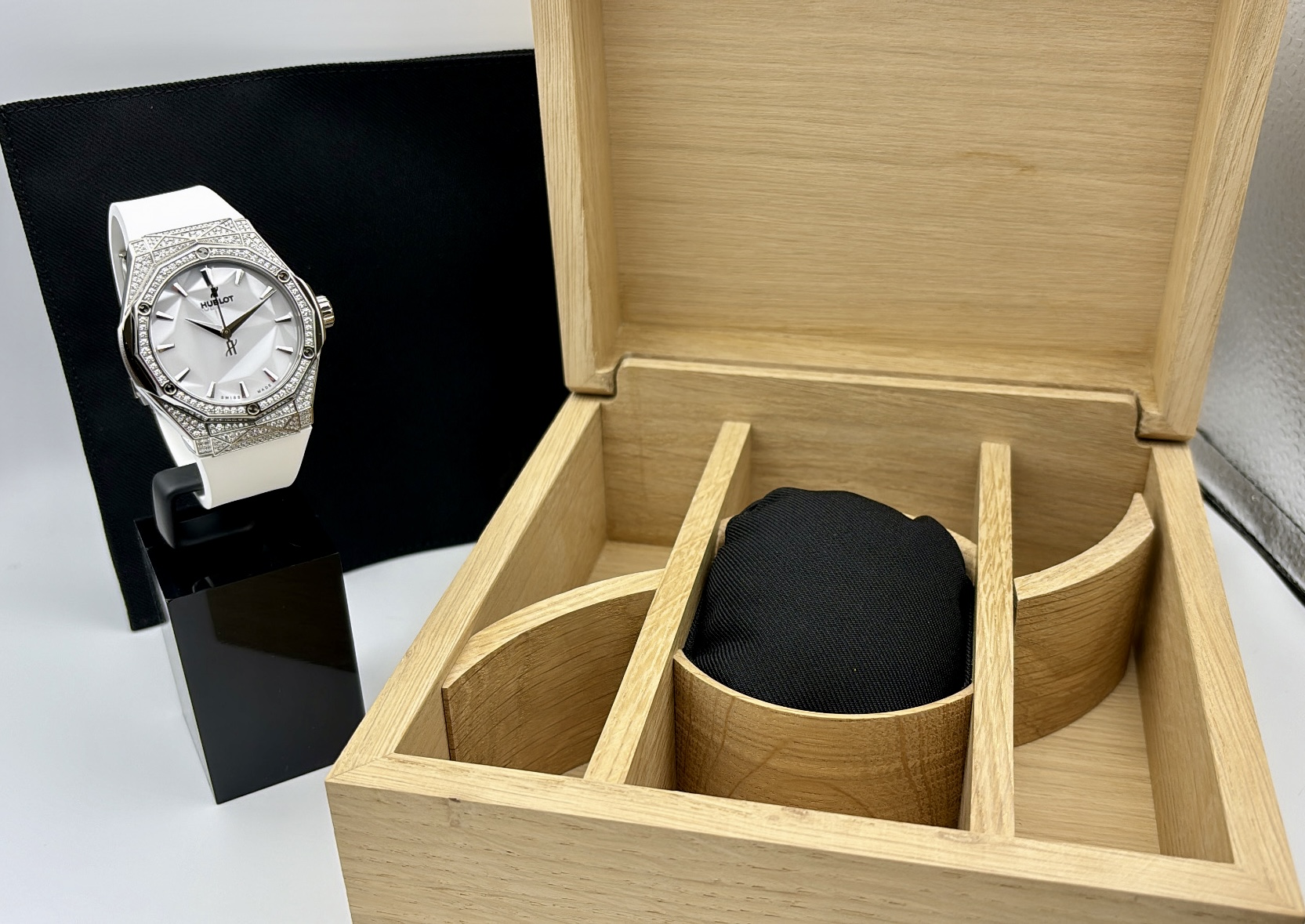 Hublot Classic Fusion Orlinski White Pavé 40mm