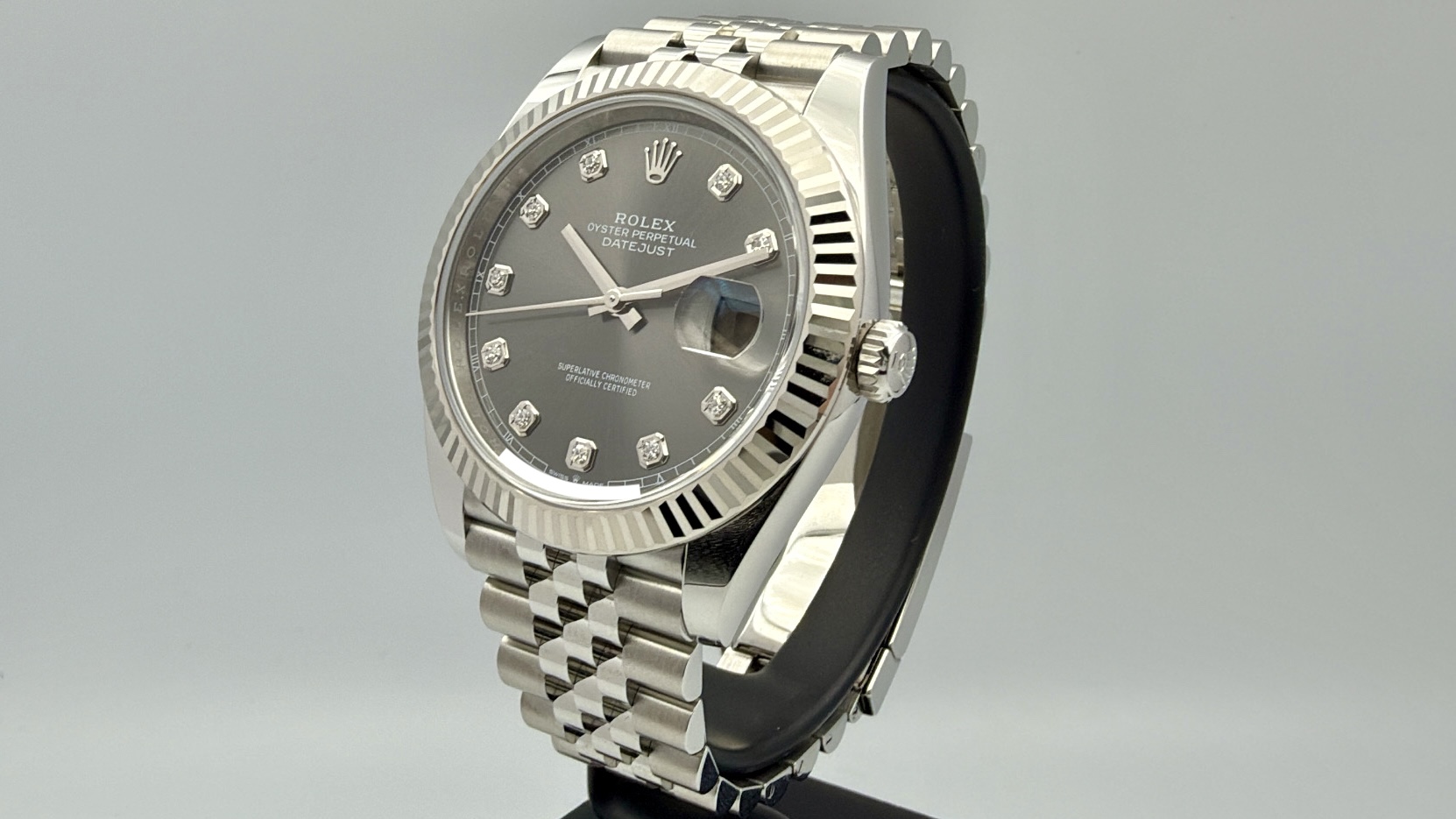 Rolex Datejust 41 Rhodium Grey Diamonds