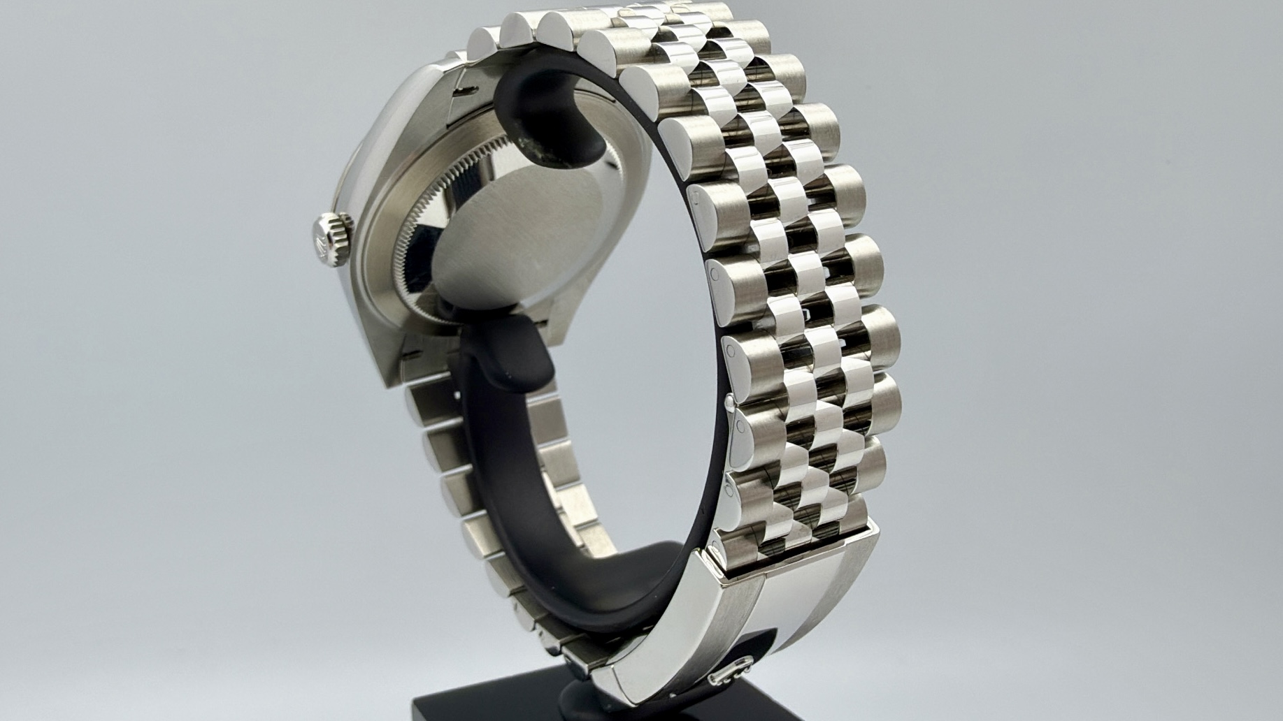 Rolex Datejust 41 Rhodium Grey Diamonds