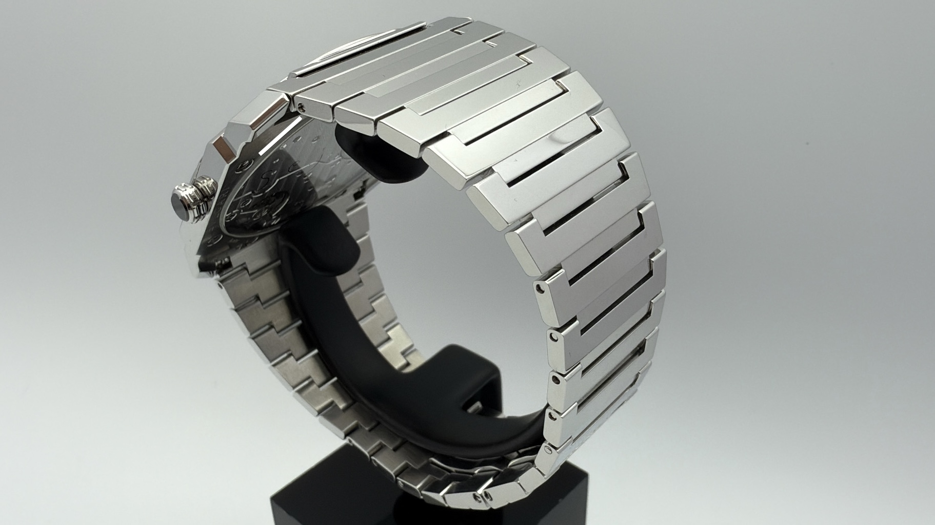Bulgari Octo Finissimo Sejima Limited Edition 360
