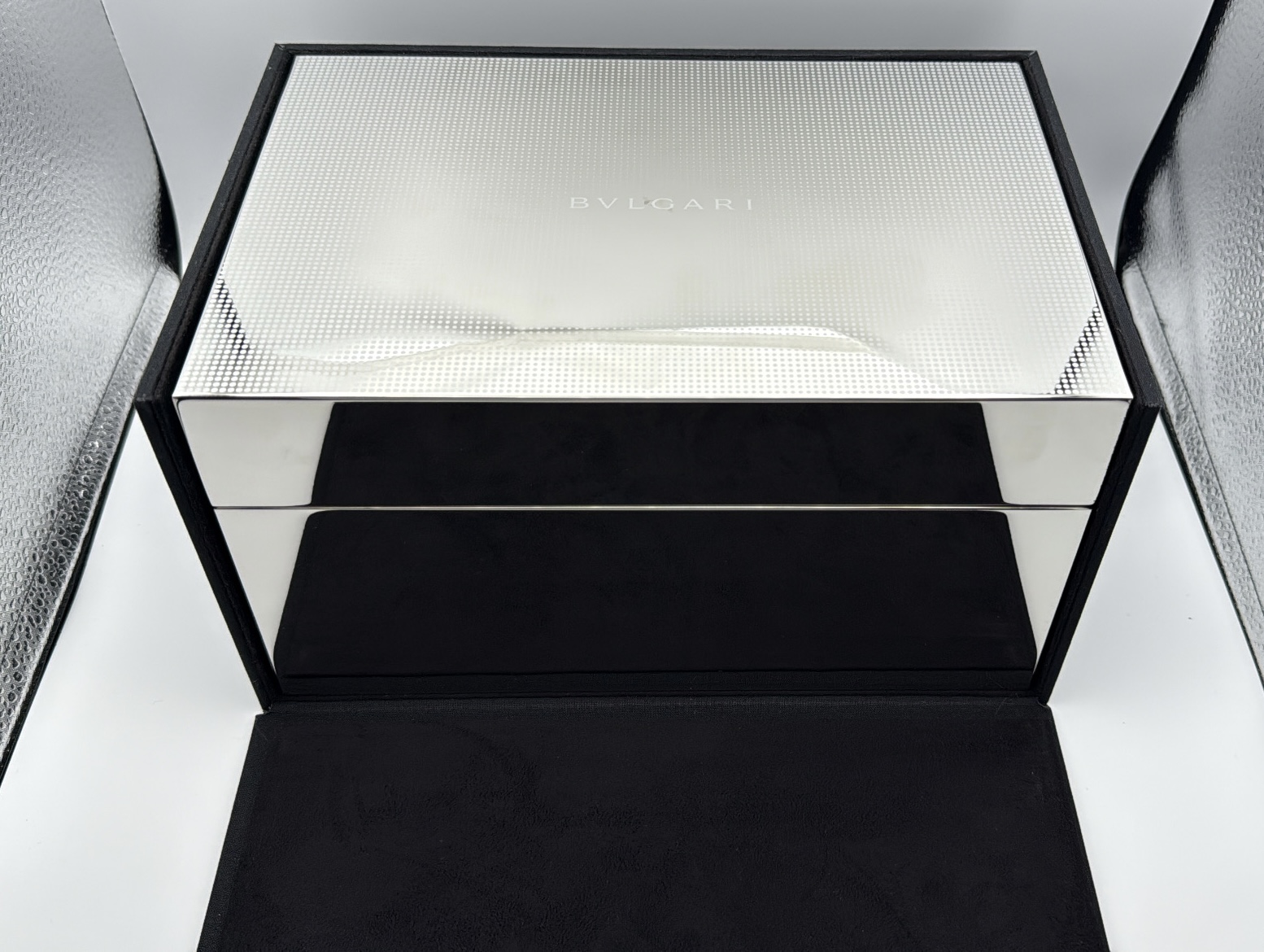 Bulgari Octo Finissimo Sejima Limited Edition 360