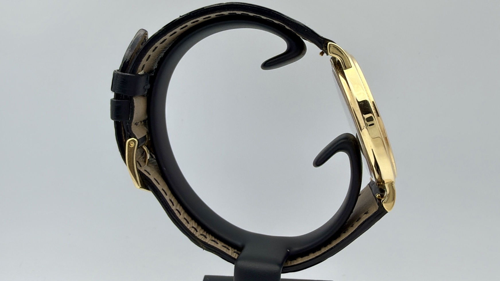 Patek Philippe Calatrava 18k Yellow Gold