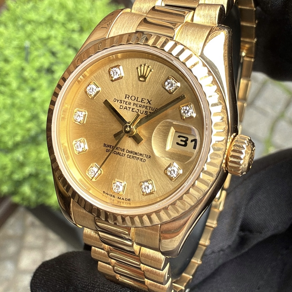 Rolex Lady-Datejust 26mm 18k Yellow Gold